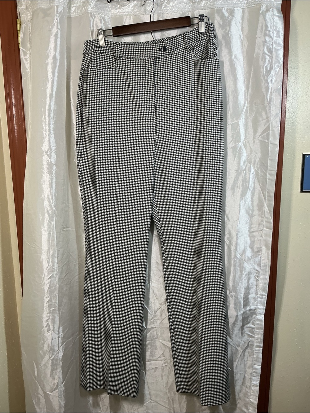 Calvin Klein Black and White Houndstooth Straight-Leg Pants